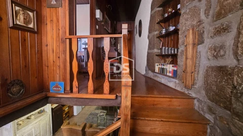 Moradia T2 para Venda em Lajeosa do Mondego