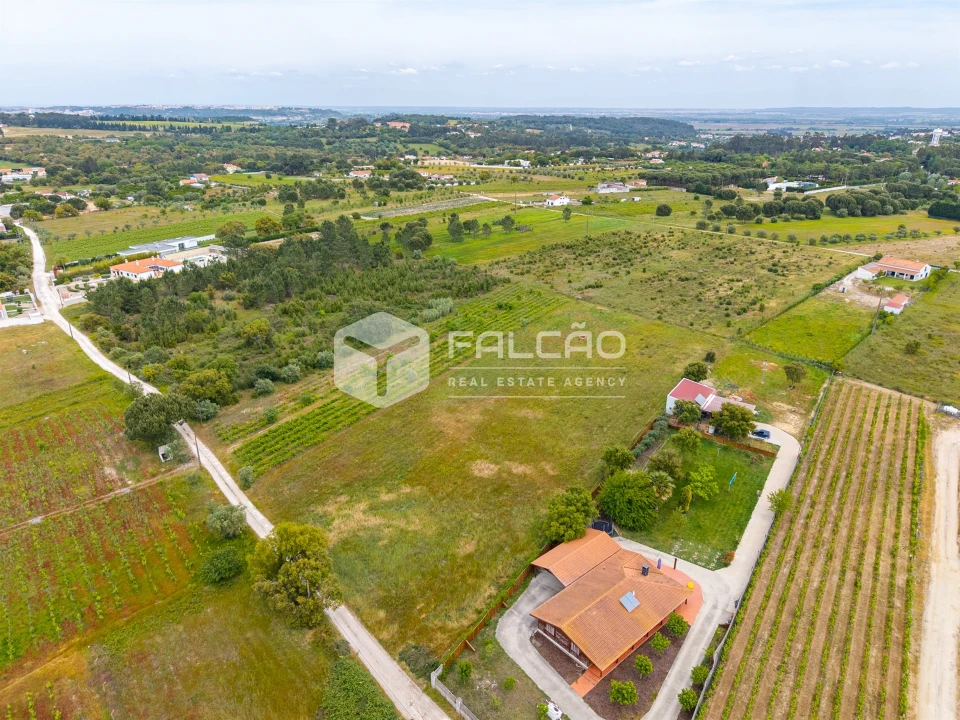 Terreno para Venda em Vale de Santarem Foto 16
