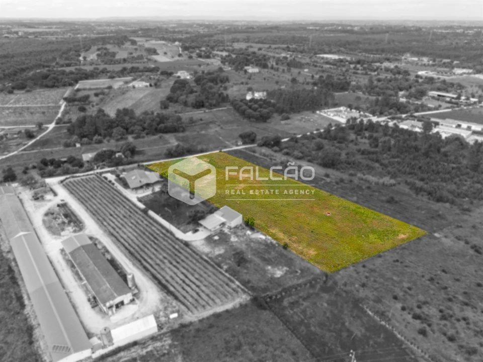 Terreno para Venda em Vale de Santarem Foto 9