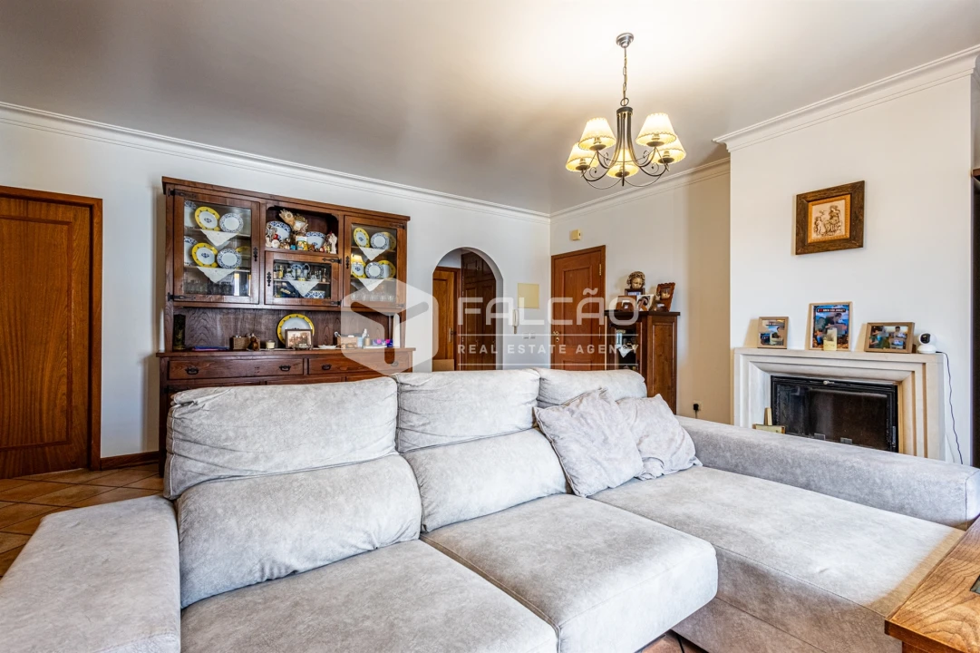 Apartamento T3 para Venda em Vale de Santarem Foto 1