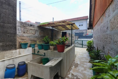Moradia T2 para Venda em Caldas de Vizela (São Miguel e São João)