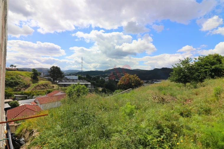 Moradia T2 para Venda em Caldas de Vizela (São Miguel e São João) Foto 12