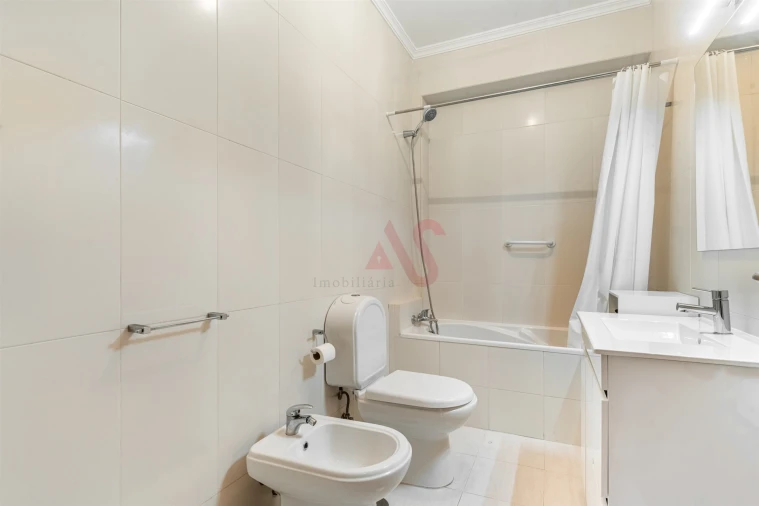 Apartamento T2 para Venda em Caldas de Vizela (São Miguel e São João) Foto 15