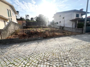 Terreno para Venda em Fornelo e Vairão