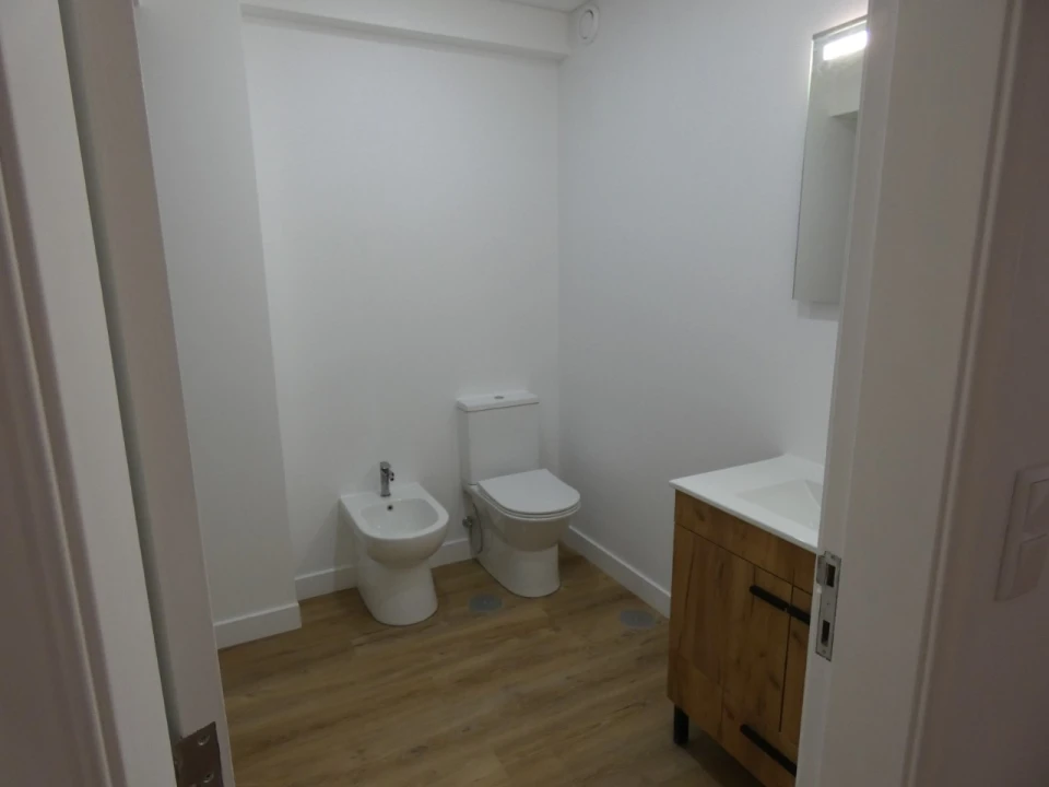 Apartamento T3 para Venda em São Domingos de Benfica Foto 21