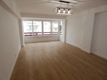 Apartamento T3 para Venda em São Domingos de Benfica