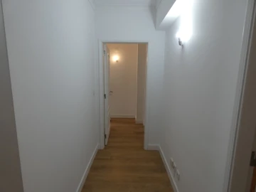 Apartamento T3 para Venda em São Domingos de Benfica