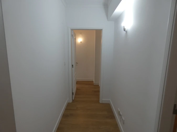 Apartamento T3 para Venda em São Domingos de Benfica Foto 7