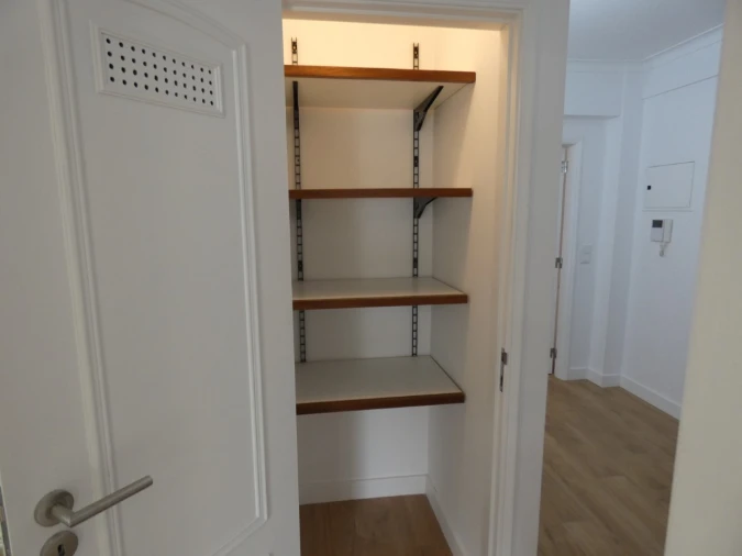 Apartamento T3 para Venda em São Domingos de Benfica Foto 8