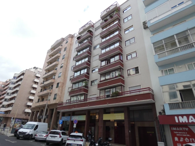 Apartamento T3 para Venda em São Domingos de Benfica Foto 31