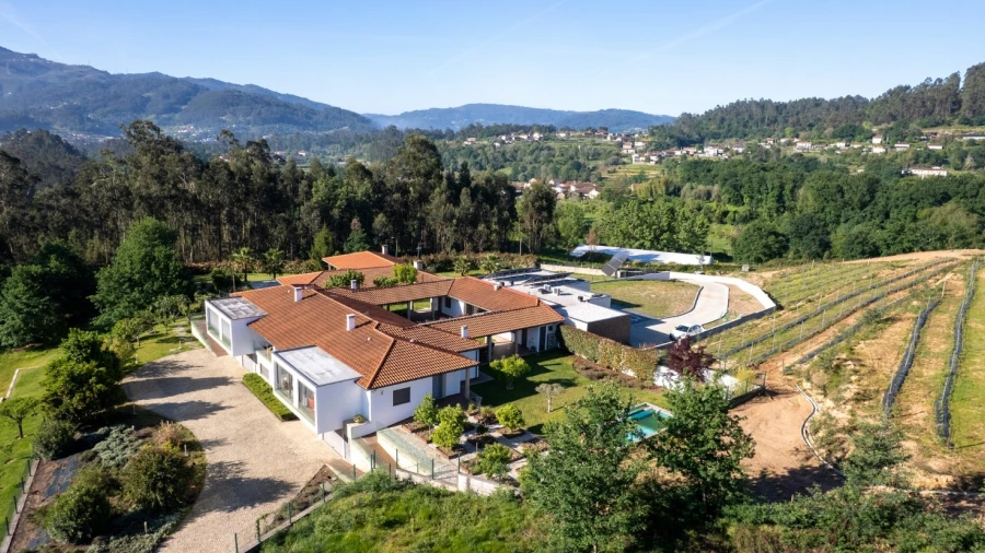 Moradia T6 para Venda em Vale