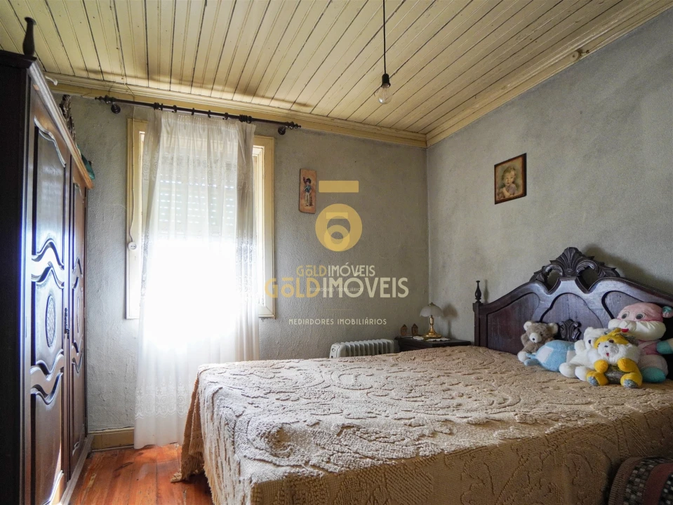 Moradia T2 para Venda em Souselo Foto 6