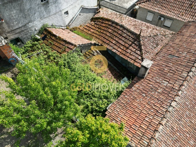 Moradia T2 para Venda em Souselo Foto 2