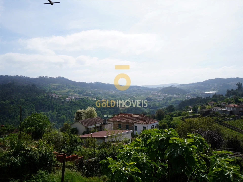 Moradia T2 para Venda em Souselo Foto 16