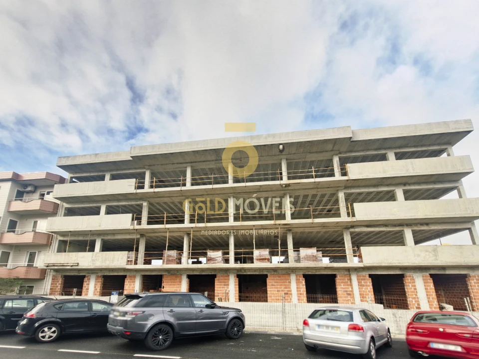 Apartamento T2 para Venda em O. Azeméis, Riba-Ul, Ul, Macinhata Seixa, Madail Foto 3