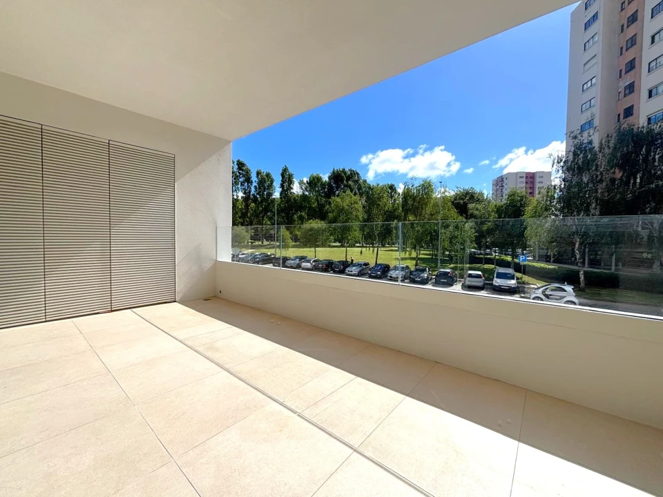 Apartamento T1 para Arrendamento em Ramalde Foto 7