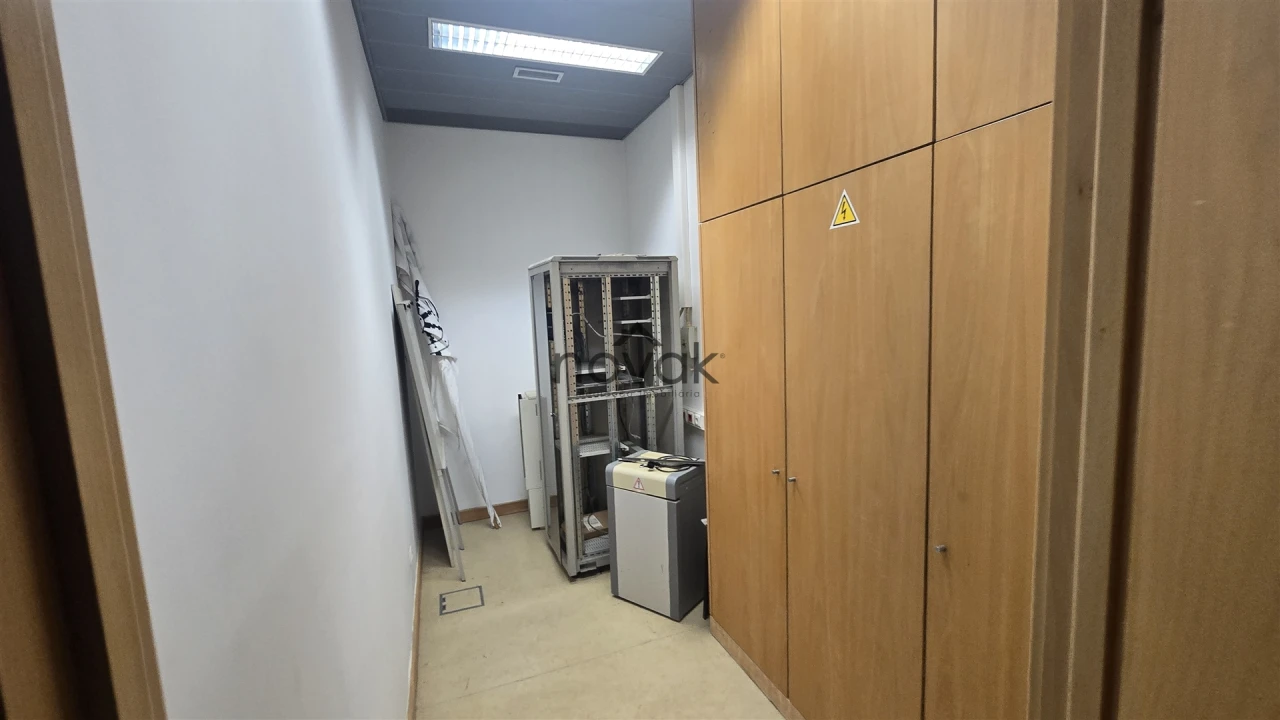 Escritório para Venda em Póvoa de Varzim, Beiriz e Argivai Foto 14