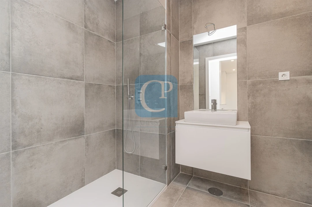 Apartamento T1 para Arrendamento em Pedrouços Foto 18