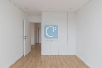 Apartamento T1 para Arrendamento em Pedrouços