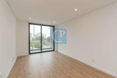 Apartamento T1 para Arrendamento em Pedrouços