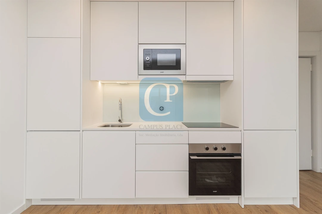 Apartamento T1 para Arrendamento em Pedrouços Foto 3