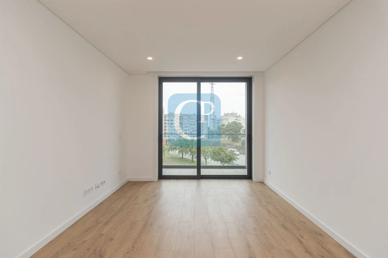 Apartamento T1 para Arrendamento em Pedrouços Foto 11