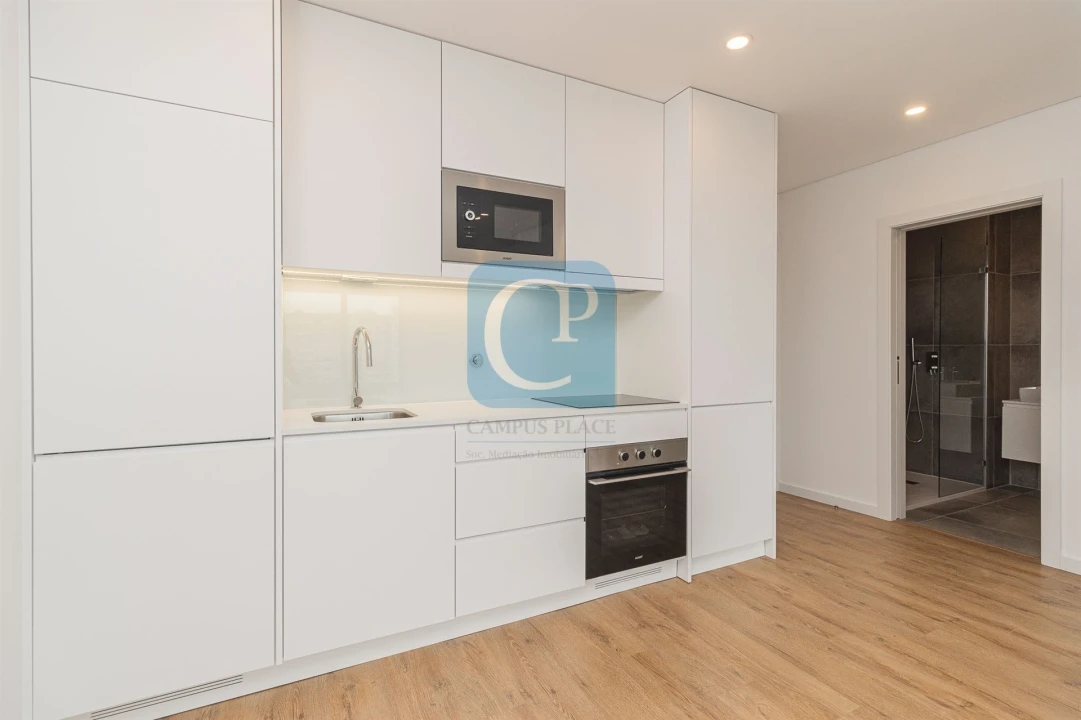 Apartamento T1 para Arrendamento em Pedrouços Foto 1