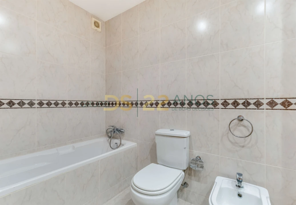 Apartamento T3 para Venda em Mozelos Foto 28