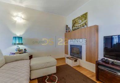 Apartamento T3 para Venda em Mozelos