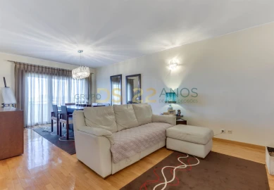 Apartamento T3 para Venda em Mozelos