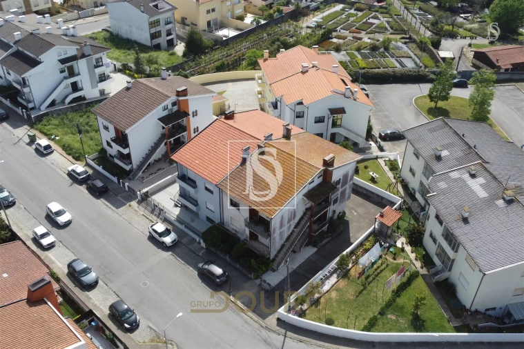 Moradia T4 para Venda em Avintes Foto 34