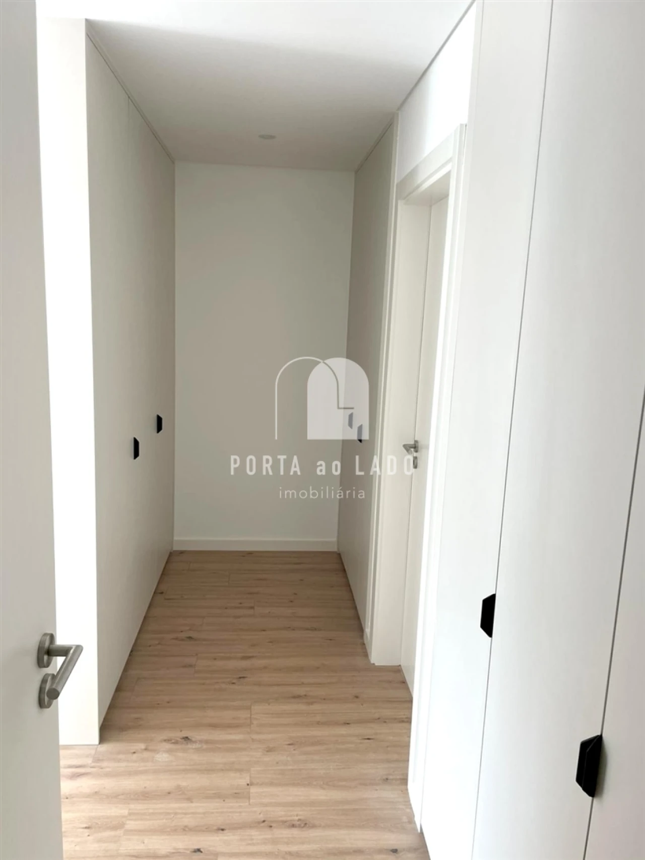 Apartamento T2 para Venda em Canidelo Foto 3