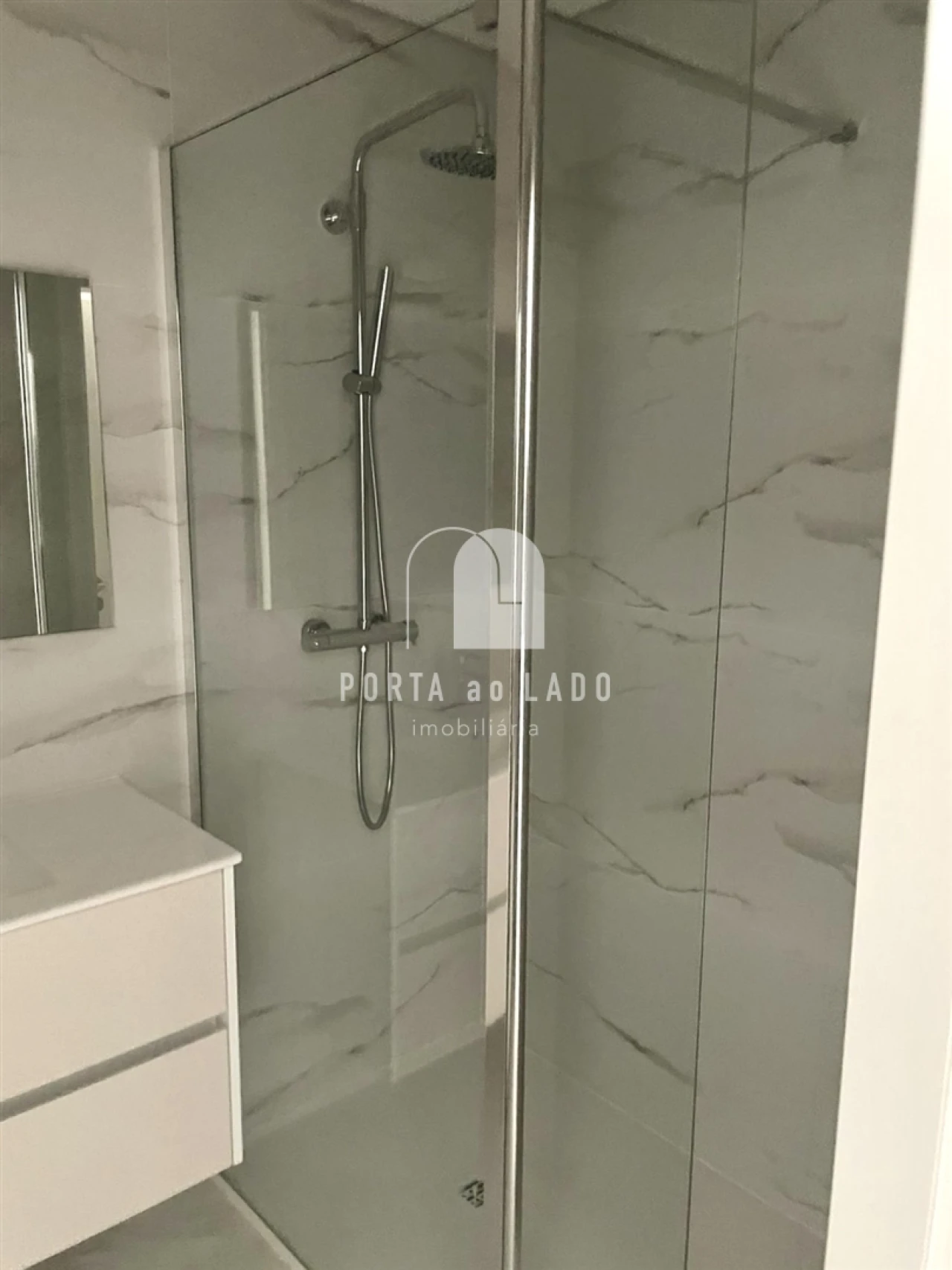 Apartamento T2 para Venda em Canidelo Foto 11