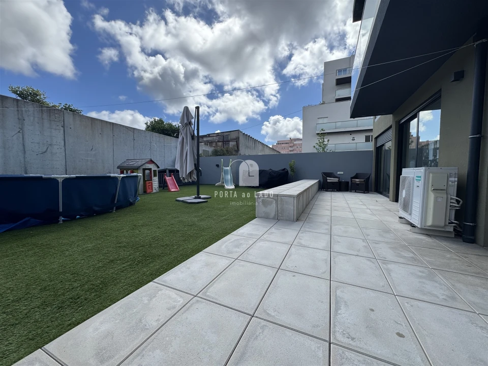 Apartamento T2 para Venda em Canidelo Foto 25