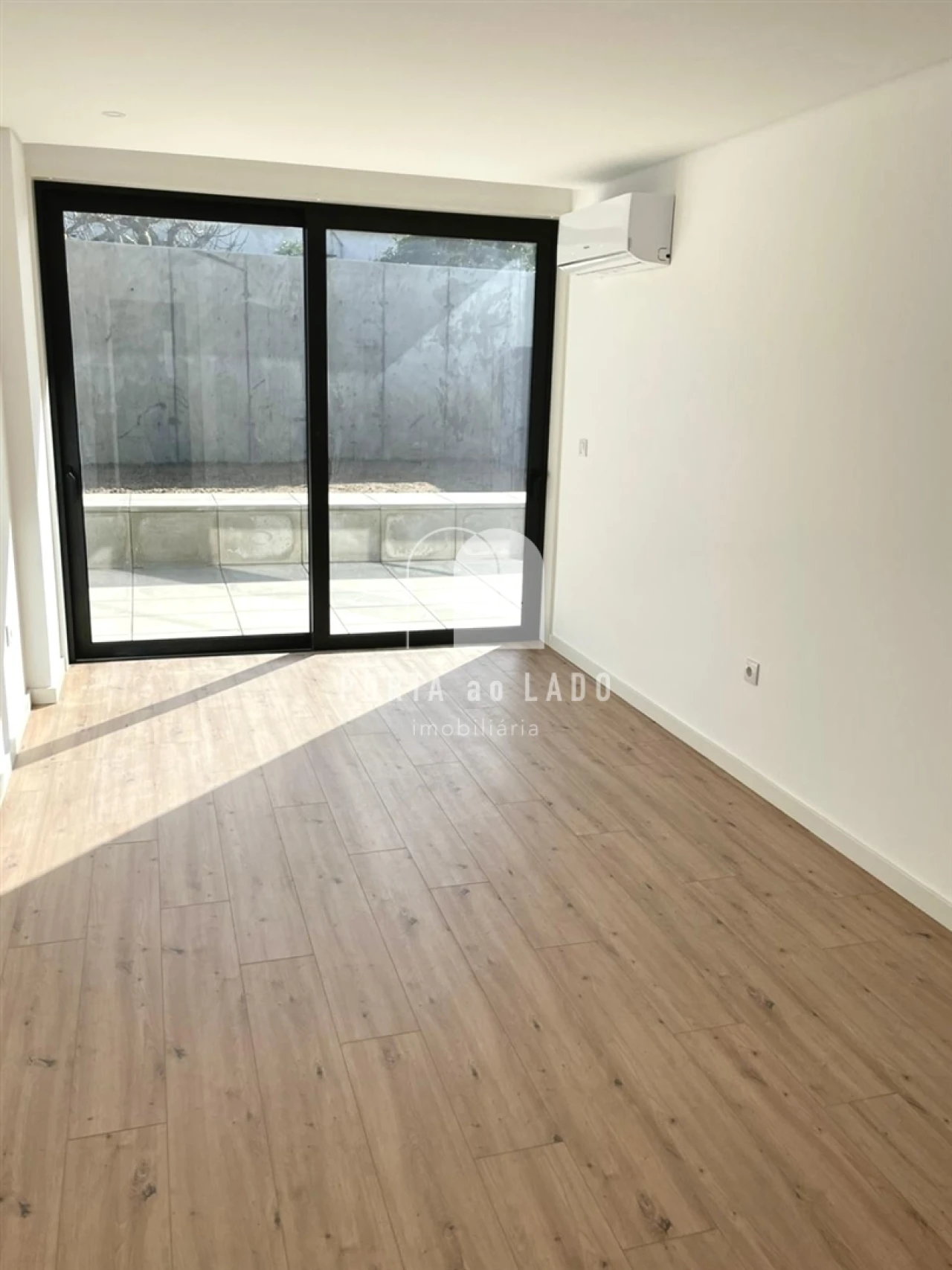 Apartamento T2 para Venda em Canidelo Foto 4