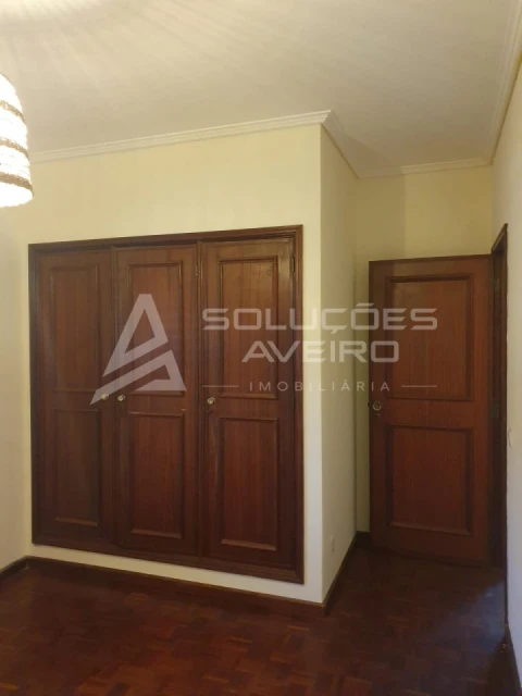 Apartamento T2 para Arrendamento em Glória e Vera Cruz
