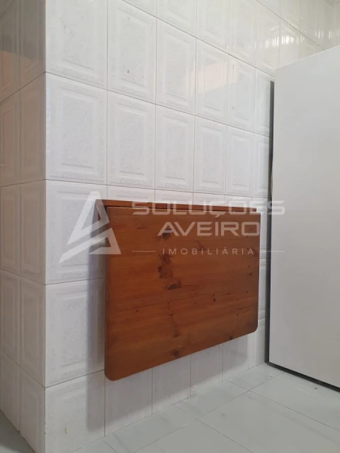 Apartamento T2 para Arrendamento em Glória e Vera Cruz