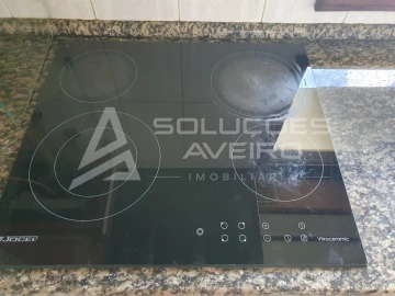 Apartamento T2 para Arrendamento em Glória e Vera Cruz