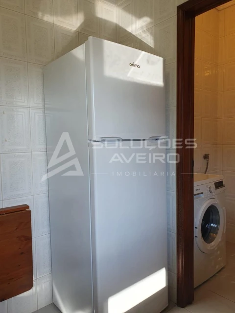 Apartamento T2 para Arrendamento em Glória e Vera Cruz