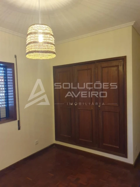 Apartamento T2 para Arrendamento em Glória e Vera Cruz