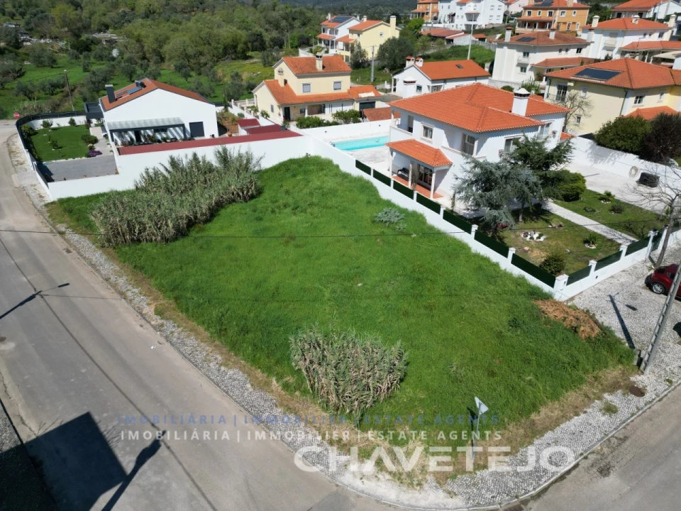 Terreno para Venda em São João Baptista e Santa Maria dos Olivais Foto 4