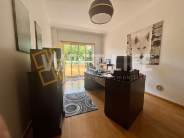Apartamento T4 para Venda em Mafra