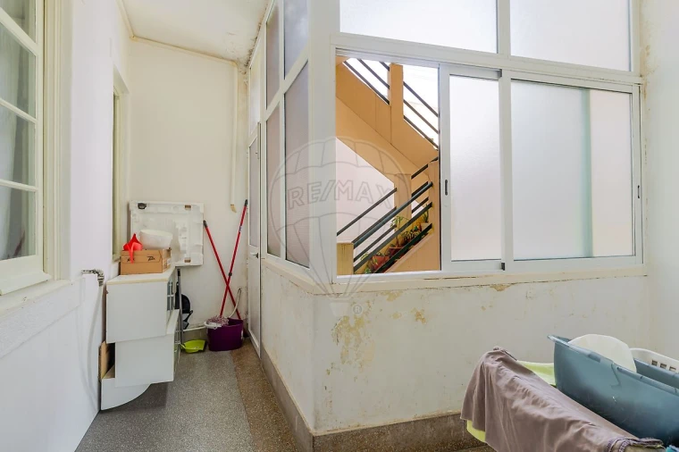 Apartamento T6 para Venda em Avenidas Novas Foto 15