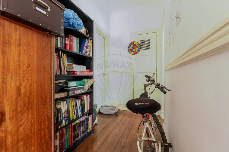 Apartamento T6 para Venda em Avenidas Novas Foto 7