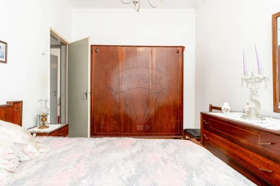 Apartamento T2 para Venda em Baixa da Banheira e Vale da Amoreira