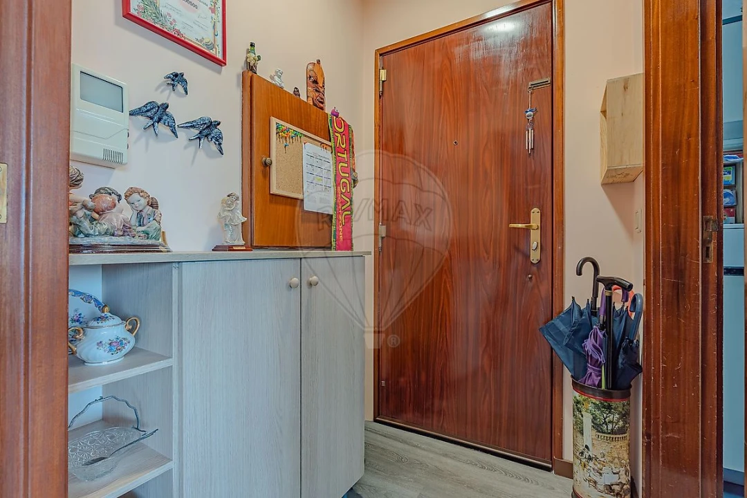 Apartamento T3 para Venda em Avintes Foto 6