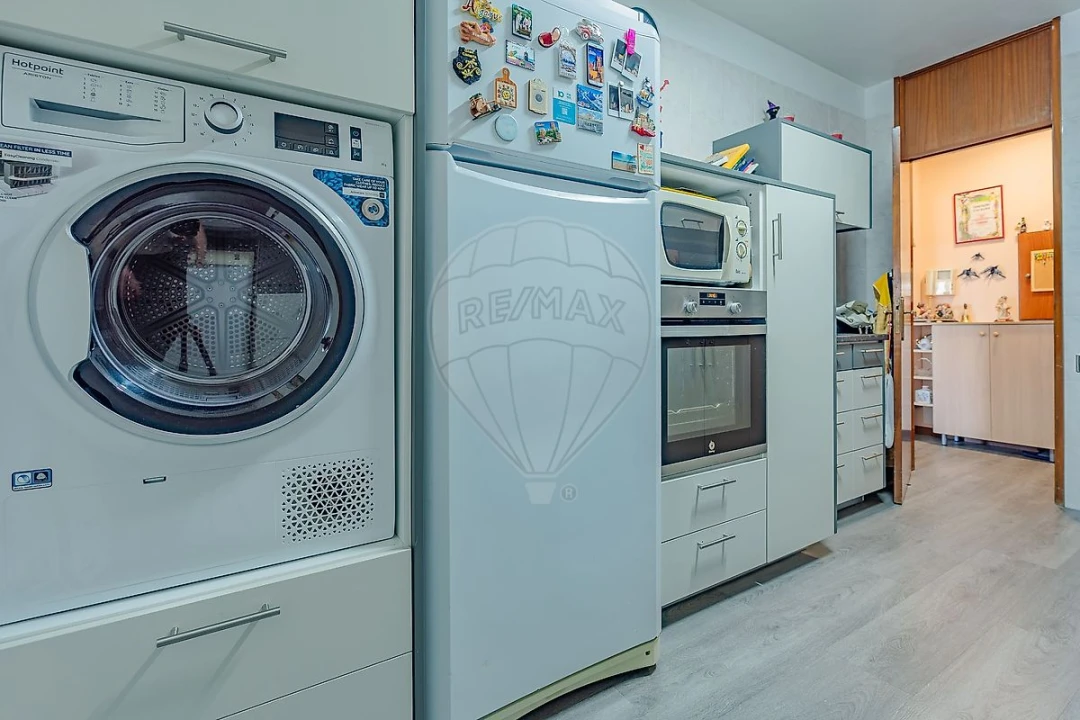 Apartamento T3 para Venda em Avintes Foto 3