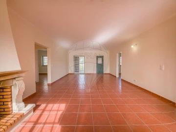 Moradia T3 para Venda em Glória do Ribatejo e Granho