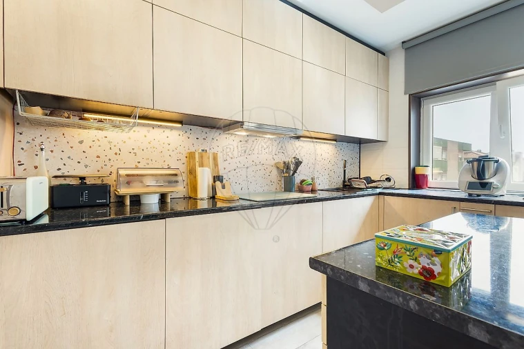 Apartamento T2 para Venda em Póvoa de Santa Iria e Forte da Casa Foto 6