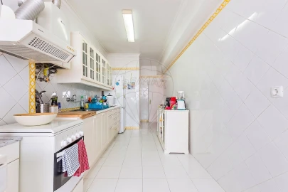 Apartamento T3 para Venda em Areeiro